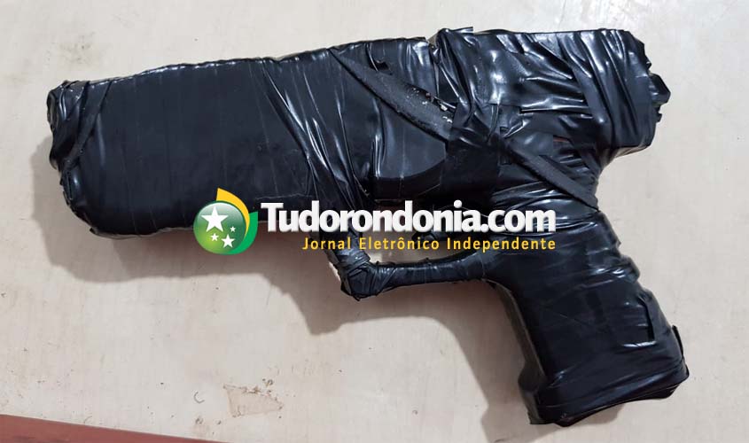 Adolescente de 14 anos é apreendido acusado de roubar mulher