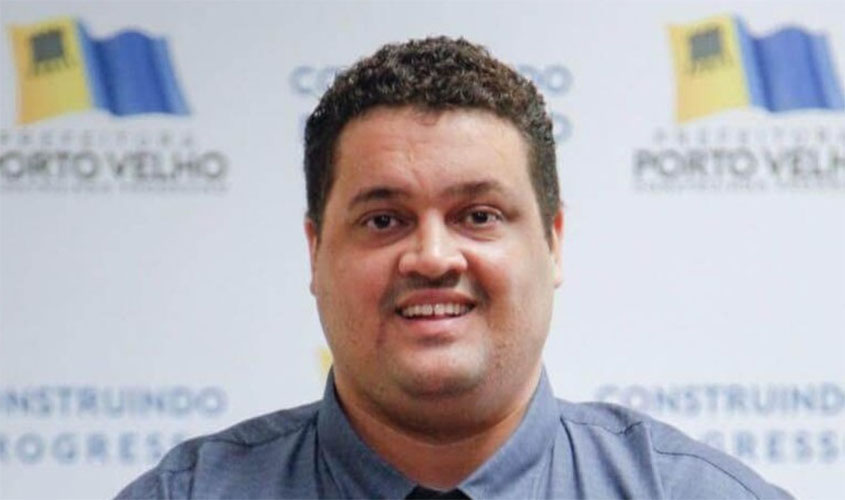 Tezzari na disputa confirma que Hildon está fora