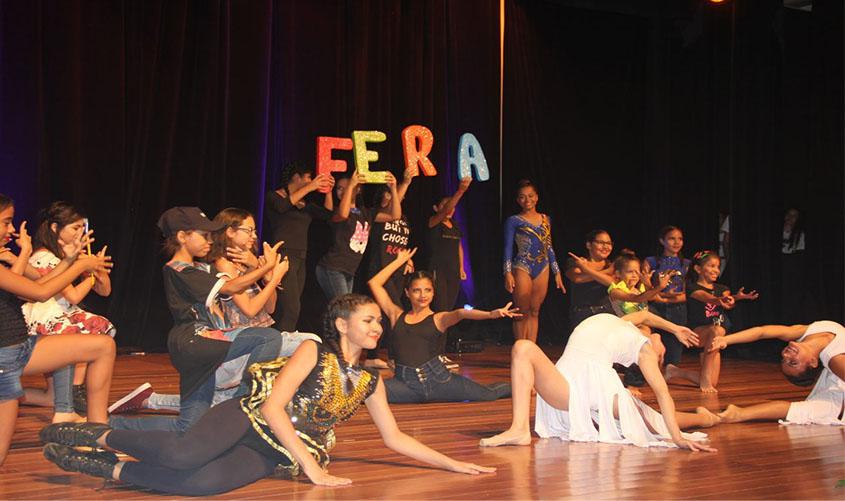 Premiação e emoção marcam a abertura do Fera
