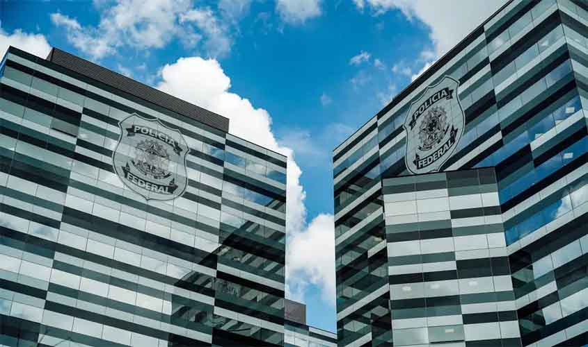 PF diz ao STF que Zambelli não efetivou ações de coação contra a Corte