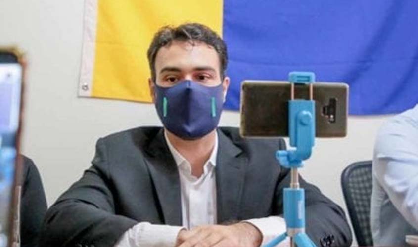 Vinicius vai processar autores de fake  news e indenização vai para crianças