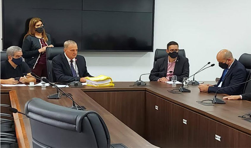 CCJ ALE - Projeto que transforma áreas do Estado em reservas é suspenso