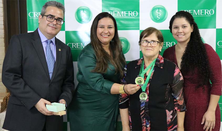 Mês do Médico homenageia profissionais e sua regional   