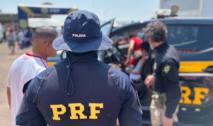 PRF em Rondônia marca presença no evento Portões Abertos 2025