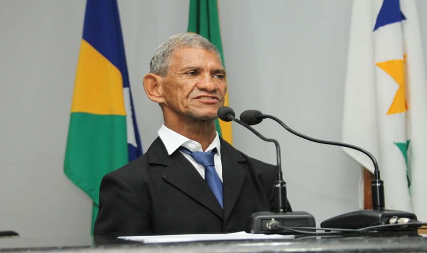 Pioneiro João Alves Ramos recebe título de Cidadão Honorário