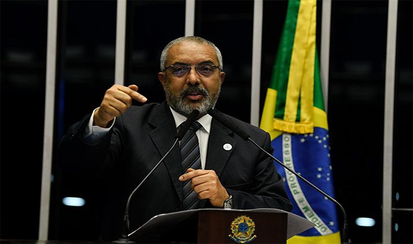 MP 905 usurpa direitos dos trabalhadores, afirma Paim  