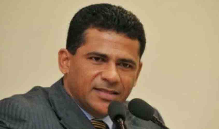 Inconformado com derrota, Tiziu  recorre à teoria da conspiração para tentar anular eleição em Ariquemes