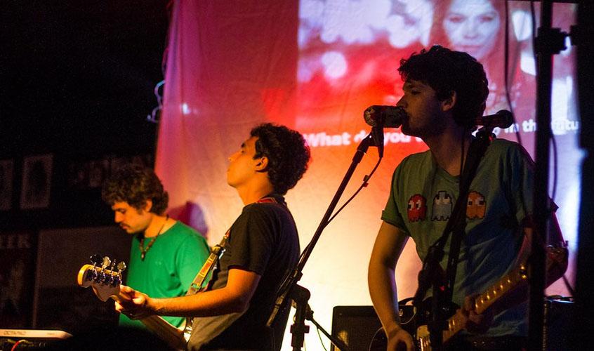 Banda Wari lança novo álbum, “REVERSO”, neste sábado, 21/12, no Ice Berg Pub