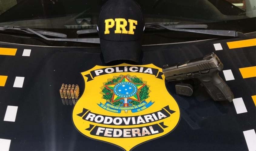 PRF apreende duas armas de fogo e uma moto adulterada