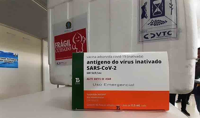 Governo entrega 100% do primeiro lote das vacinas contra Covid-19 às regionais de saúde; municípios iniciam vacinação