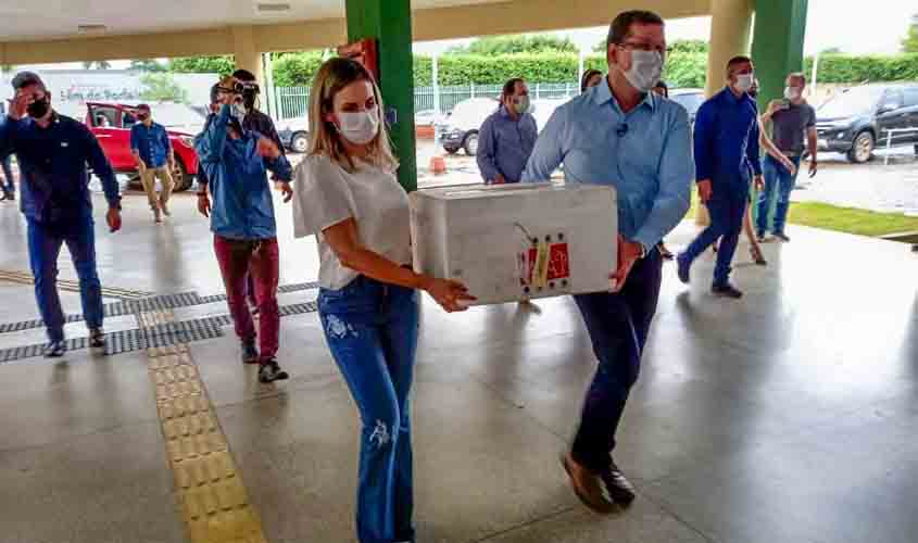 Governo do Estado conclui entrega da primeira remessa de vacinas contra a Covid-19