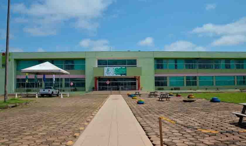 Projeto Mulheres de Origem abre inscrições para cursos de formação inicial em Pintura de Obras Imobiliárias e Eletricista Instaladora Predial de Baixa Tensão