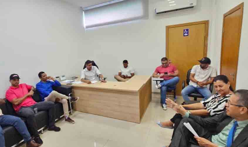  A presidente do STPMOP se reuniu com o presidente da Câmara e vereadores de Ouro Preto sobre reivindicações dos servidores