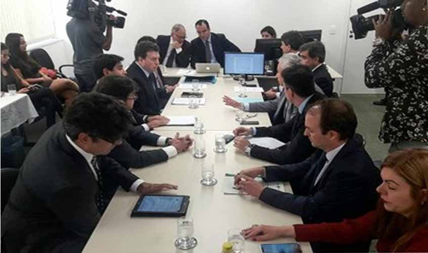 Acordo prevê pagamento de um salário mínimo a cada morador de Brumadinho (MG) pelo prazo de um ano