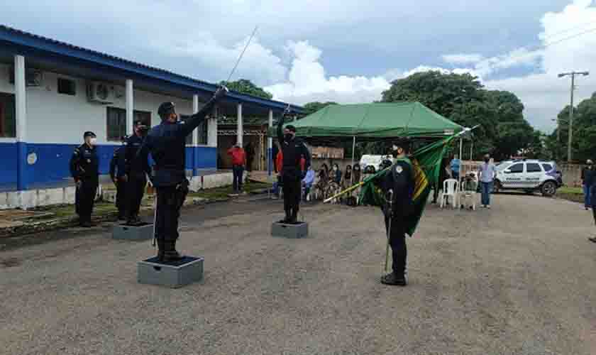 Comandante Regional de Policiamento III da PMRO preside troca de comando em Cerejeiras