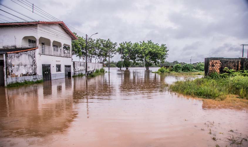 Nova enchente deixa Defesa Civil em alerta vermelho