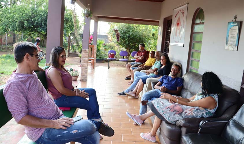 Casa de apoio 'Amor e Vida' mantém atendimentos à população