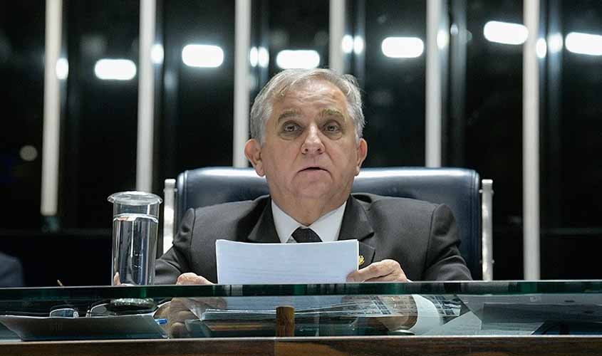 Avança PEC que permite acumulação de cargos por militares