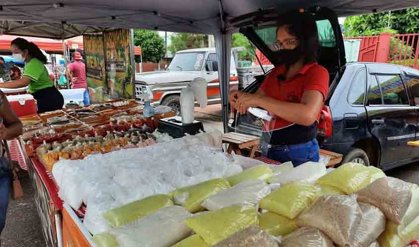 Governo de Rondônia entrega kits de proteção contra a Covid-19 para feirantes de Cacoal, Pimenta Bueno e Espigão do Oeste