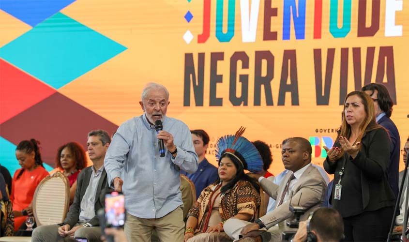 Governo prevê mais de R$ 665 milhões em ações para jovens negros