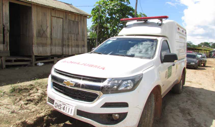 Semusa repassa ambulância para comunidades do Baixo Madeira