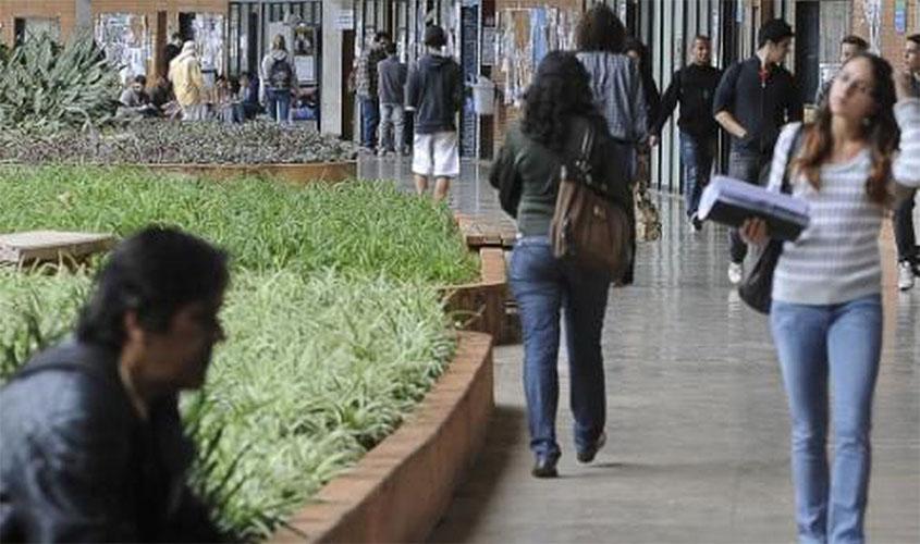 Estudo mostra o perfil do estudante universitário brasileiro