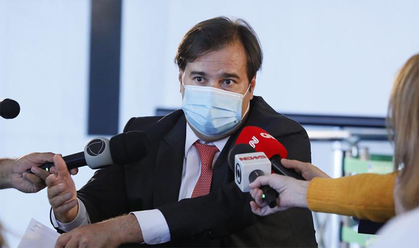 Maia estuda 1º turno da eleição para 15 de novembro ou 6 de dezembro