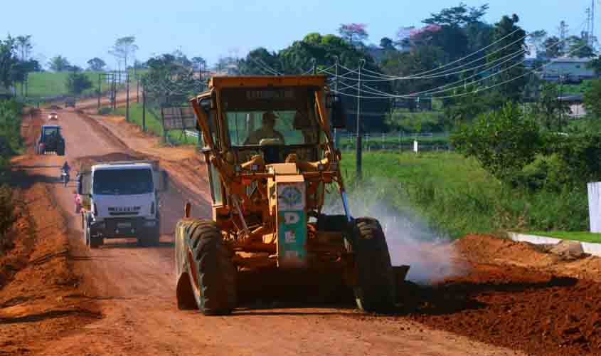 Governo de Rondônia dá ordem de serviço para reabilitação total da RO-460