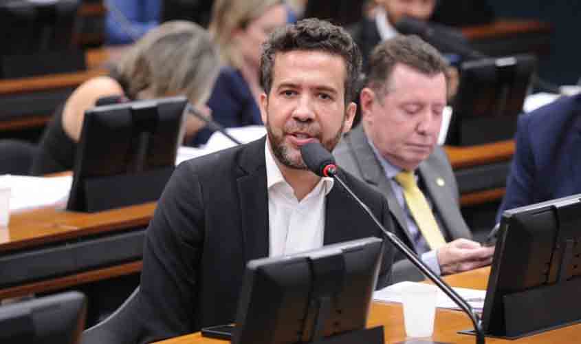 Conselho de Ética retoma análise de processo contra Janones nesta quarta