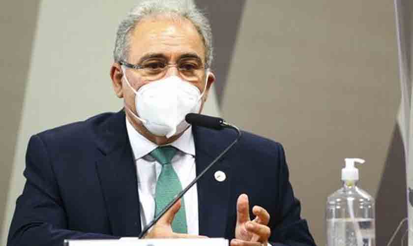 Covid-19: Queiroga afirma que todos os brasileiros acima de 18 anos devem receber primeira dose da vacina até setembro