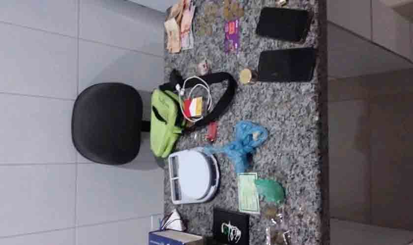 PMRO prende dois suspeitos por tráfico de entorpecentes