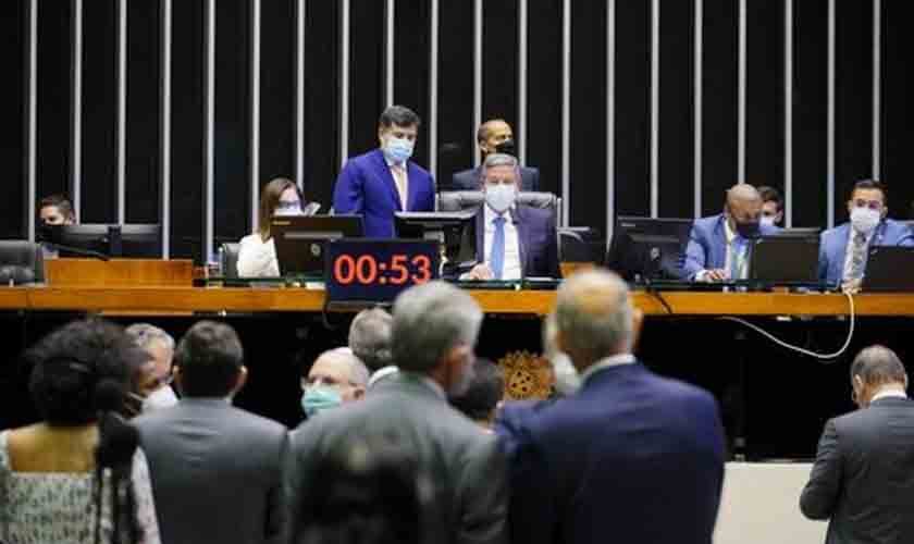 Câmara realiza sessão nesta segunda para votar MP da Eletrobras