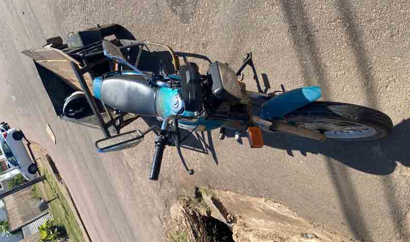 Motorista avança preferencial e atinge motoqueiro, que fica em estado grave