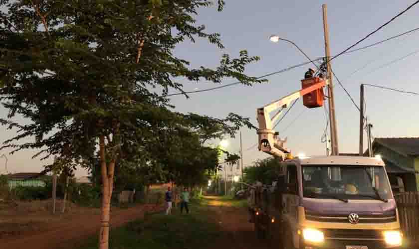Distritos e zona rural de Porto Velho são atendidos por dois programas de iluminação pública  