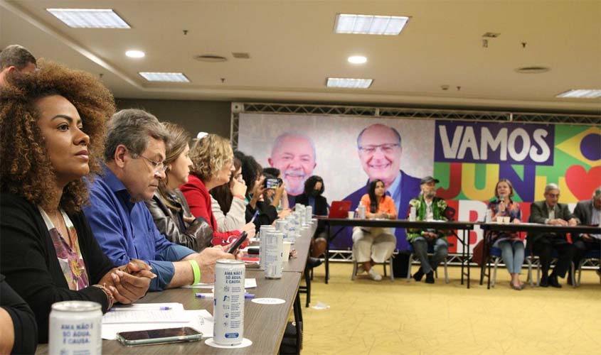 PT oficializa chapa Lula-Alckmin para disputar a Presidência