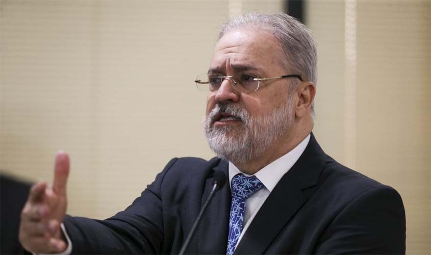 PGR defende sistema eleitoral brasileiro e harmonia entre Poderes