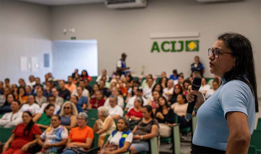 Prefeitura capacita agentes para atendimento à saúde infantil