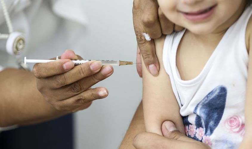 SARAMPO: Crianças de 6 meses a menores de 1 ano devem ser vacinadas