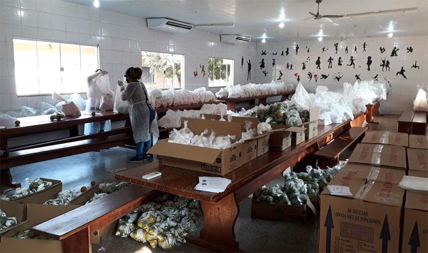 Kits Alimentação são entregues para alunos da rede estadual de ensino e escolas indígenas