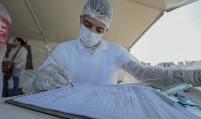 Nova recomendação do Ministério da Saúde prevê o isolamento de 10 dias para pacientes com sintomas leves e assintomáticos para Covid-19