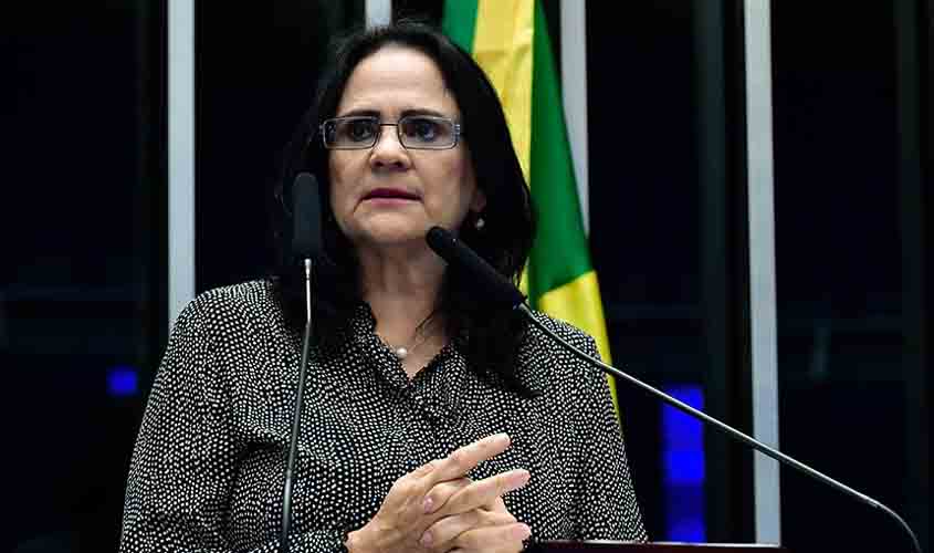 Damares questiona provas obtidas por Alexandre de Moraes