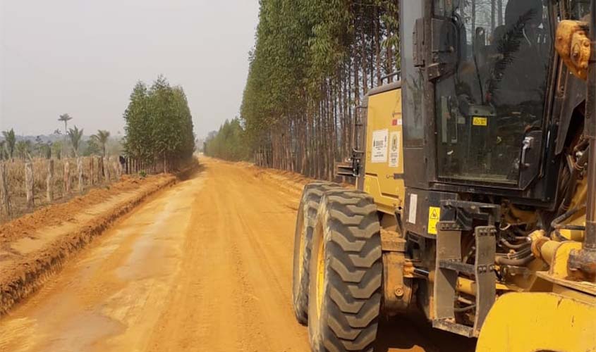 Semagric já recuperou mais de 40% das estradas no distrito de Rio Pardo