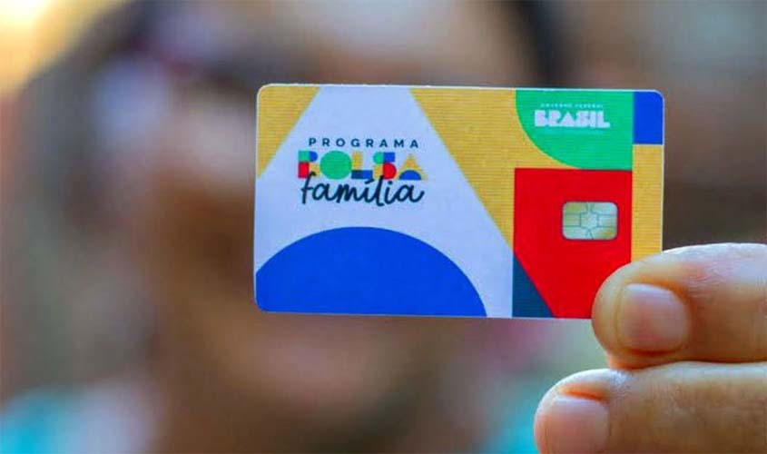 Geral Caixa paga novo Bolsa Família a beneficiários com NIS de final 4