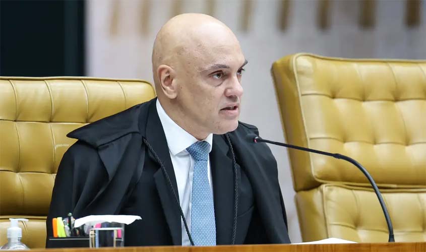 Moraes se declara impedido em ação sobre ida da esposa ao Senado