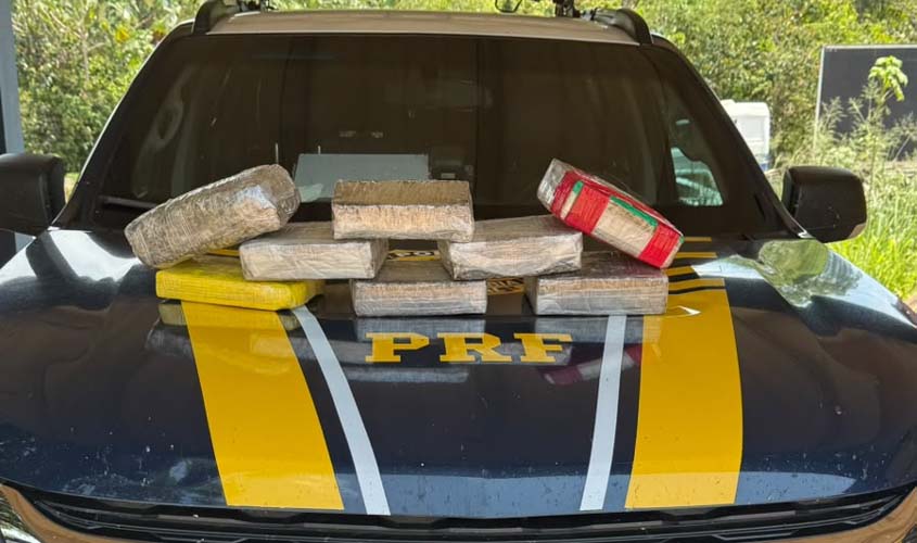 PRF apreende 8 kg de drogas em táxi em Porto Velho