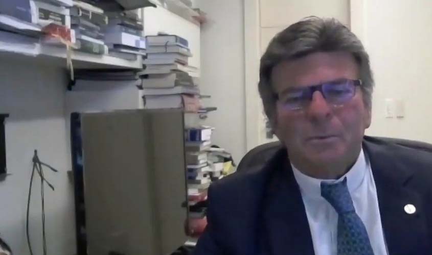 Violência contra a mulher é inaceitável, defende Fux