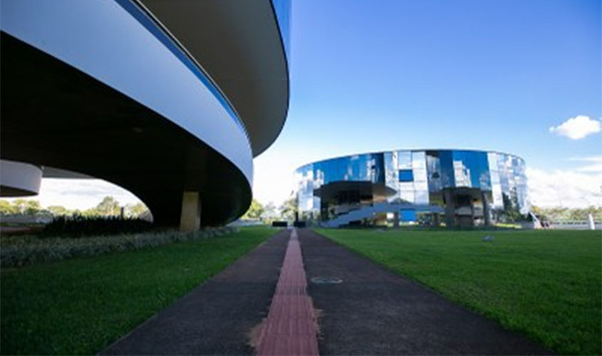 HC coletivo permite regime domiciliar a presos preventivos que sejam únicos responsáveis por crianças ou deficientes