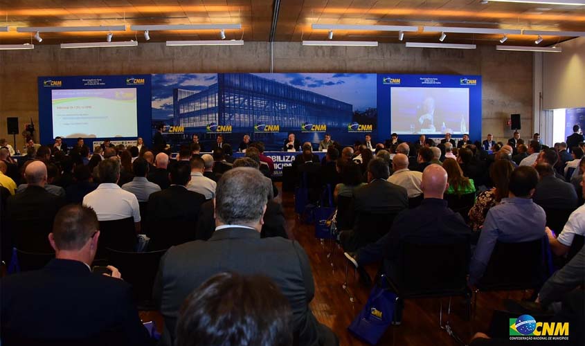 Movimento Municipalista aprova carta a ser entregue aos candidatos à presidência da República