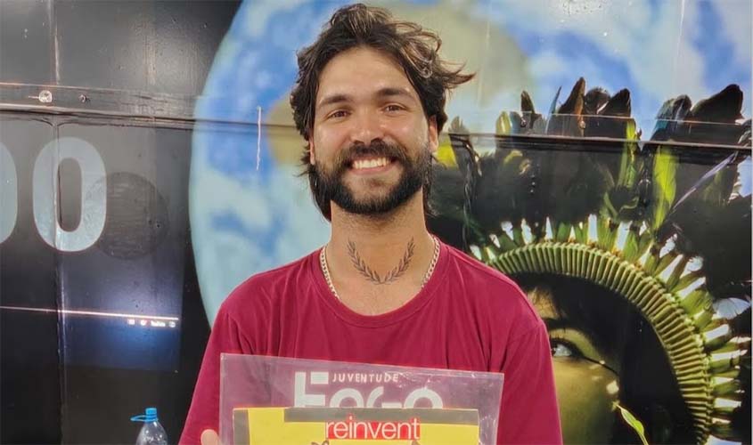 Poeta de Ariquemes vai ao nacional de poesia