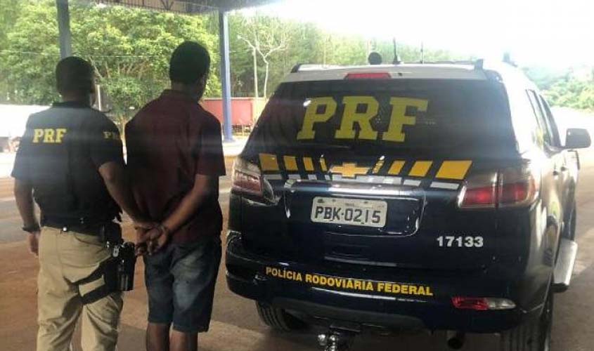Acusado de molestar meninas de 3 e 9 anos em Comodoro é preso pela PRF vindo a pé para Vilhena